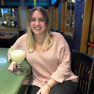 Meet your Posher, Gabrielle